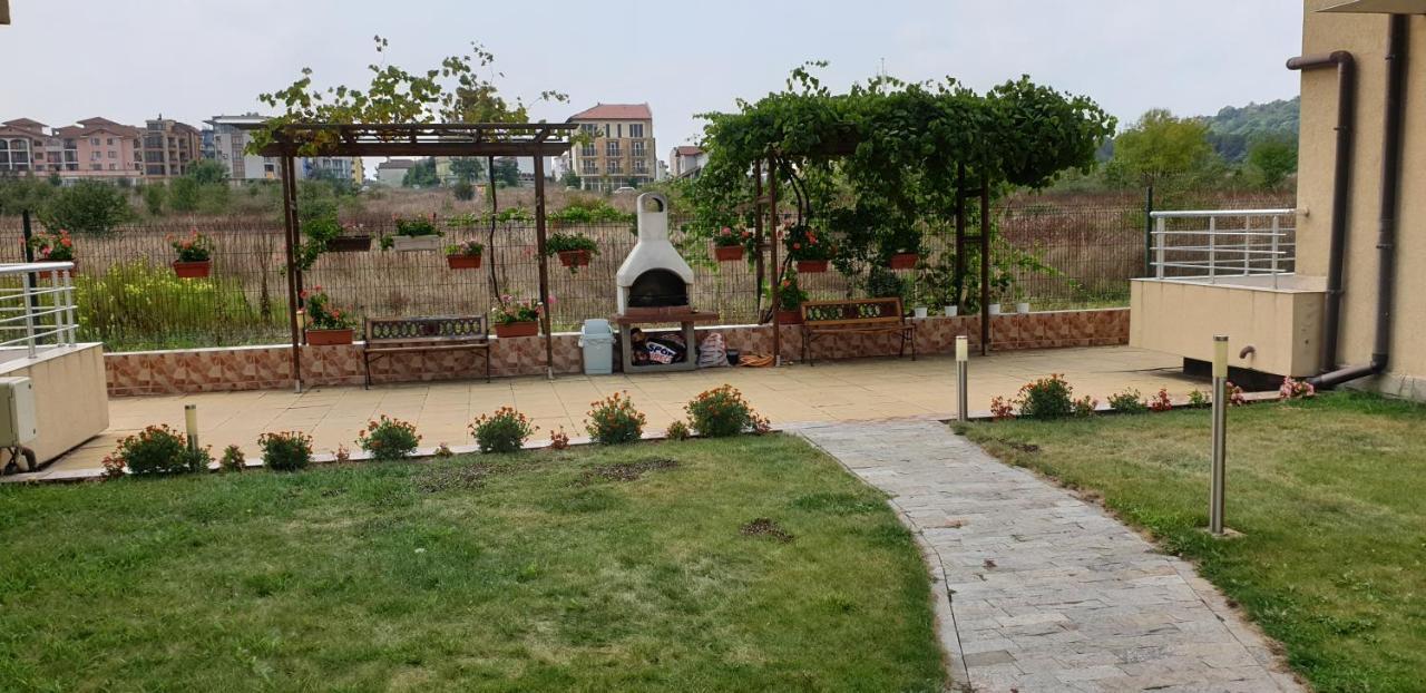 Pearl Sunshine Appartments Primorsko Dış mekan fotoğraf