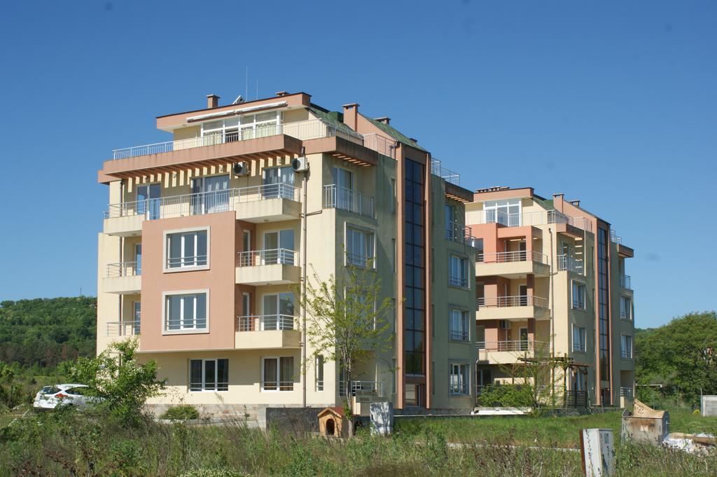 Pearl Sunshine Appartments Primorsko Dış mekan fotoğraf